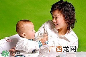 宝宝喝水都吐怎么办宝宝喝水都吐是怎么回事