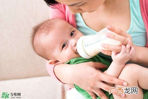 二段奶粉吃到几个月二段奶粉几个月开始吃