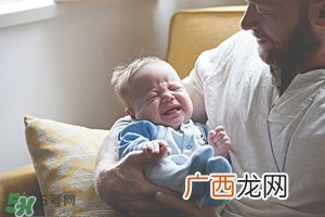 宝宝半夜哭怎么办宝宝半夜哭闹的原因