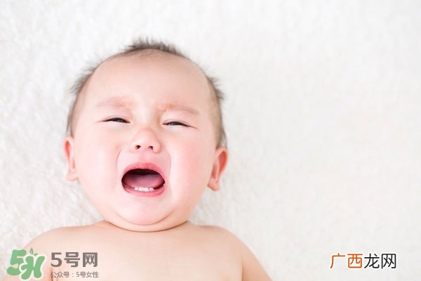 宝宝半夜哭怎么办宝宝半夜哭闹的原因