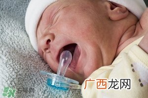 宝宝半夜哭怎么办宝宝半夜哭闹的原因