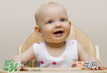 宝宝的眉毛剃掉后会变得更浓密吗？宝宝眉毛剃掉的危害