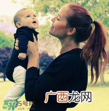 家长什么时候可以带宝宝进行户外活动？宝宝最佳的户外运动时间是什么？