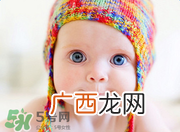 宝宝总是拿手揉眼睛是怎么了？宝宝眼睛痒怎么处理？