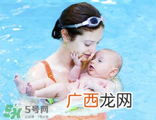 宝宝游泳多长时间合适？宝宝一次游泳游多久好？