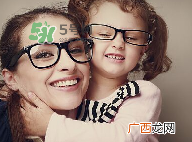 宝宝看电视对眼睛有影响吗？宝宝看电视会近视眼吗？