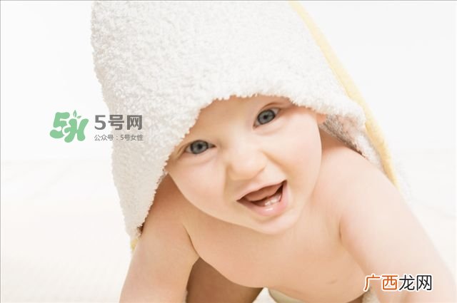 3个月宝宝每天睡觉十多个小时正常吗