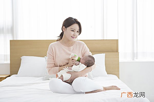 冲调奶粉的正确方法常见婴幼儿奶粉冲调食用方法