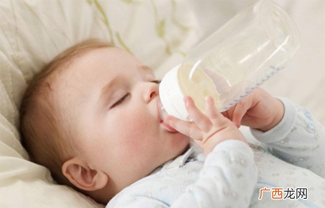 冲调奶粉的正确方法常见婴幼儿奶粉冲调食用方法