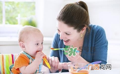 一岁后的宝宝如何喂养？宝宝喝牛奶好吗？