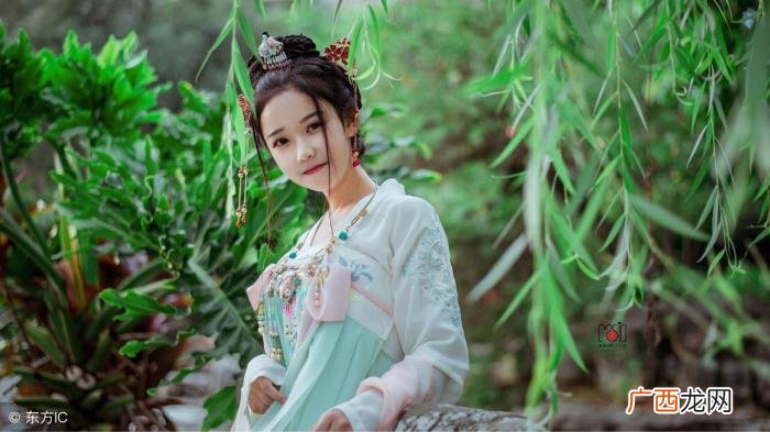 伤感古风爱情诗句摘抄 伤感爱情诗句