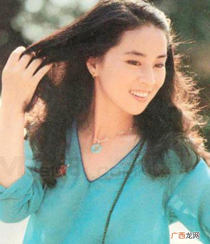 成龙的第一反应其实是想离婚 成龙小龙女事件