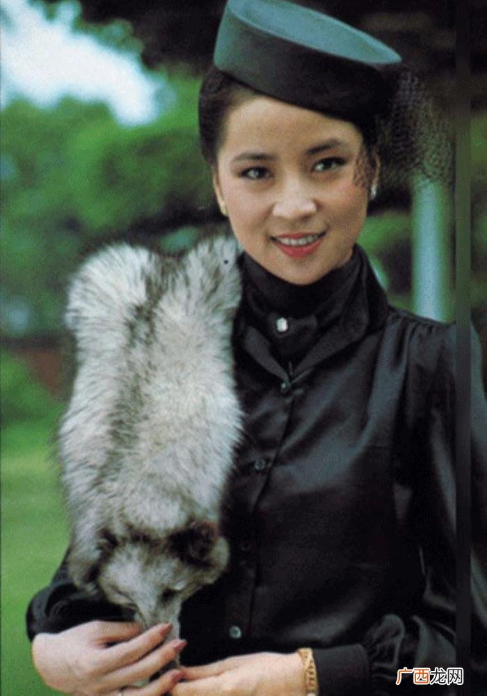 成龙的第一反应其实是想离婚 成龙小龙女事件