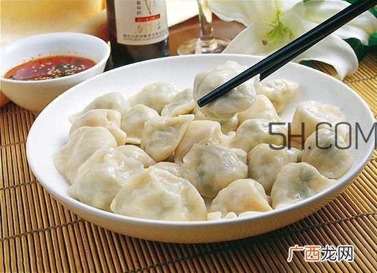 十个月的宝宝可以吃饺子吗？宝宝吃什么馅的饺子好？