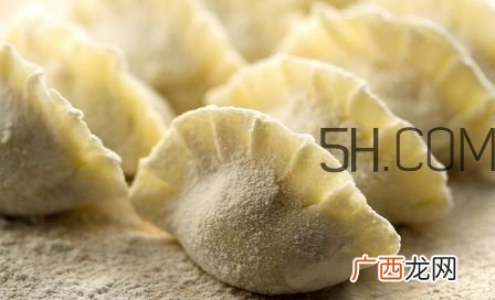 十个月的宝宝可以吃饺子吗？宝宝吃什么馅的饺子好？