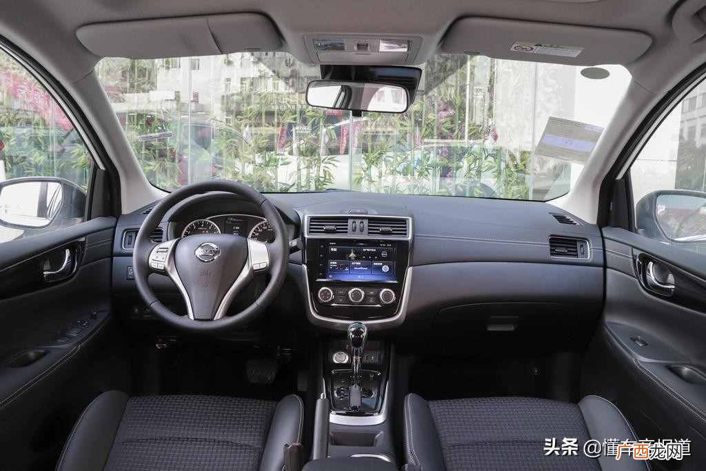 十万落地最热销十款车 十万元左右买什么车好