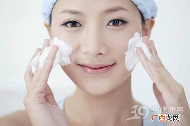 脸上角质层是什么东西(3种方法去除角质层让脸