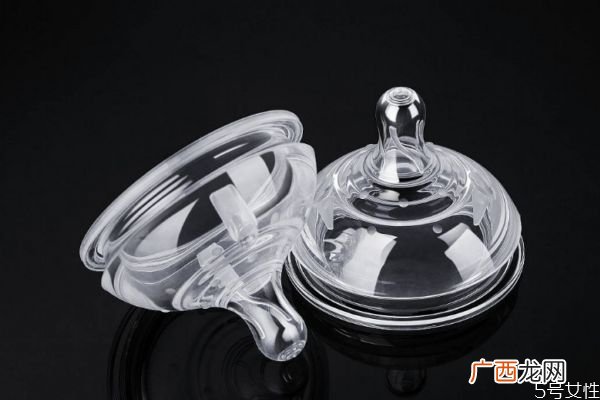 奶嘴的作用有什么呢为什么要使用奶嘴呢
