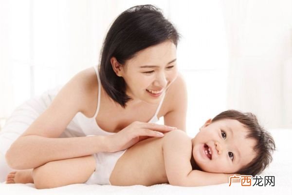 婴儿晚上睡觉老哭为什么呢造成婴儿晚上哭原因有什么