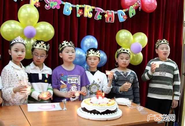10岁女孩子生日送什么礼物好（妈妈给孩子送礼物