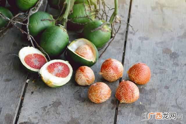 青色的口味王槟榔是什么味道（吃槟榔的好处和
