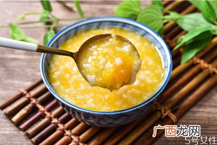 十个月宝宝有哪些特征十个月宝宝饮食特点