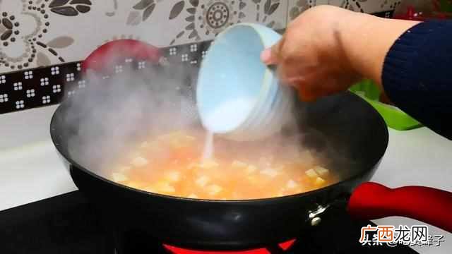 饭店用的生粉是什么粉（厨师长为你讲解生粉到