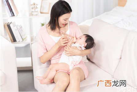 奶粉过敏的宝宝该吃什么奶粉奶粉喂养的宝宝抵抗力会差吗