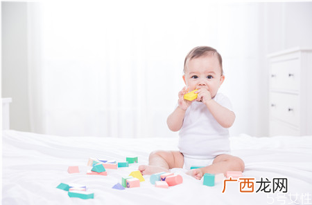 宝宝不吃奶要饿他吗宝宝抗拒奶粉怎么办