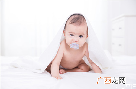 宝宝不吃奶要饿他吗宝宝抗拒奶粉怎么办