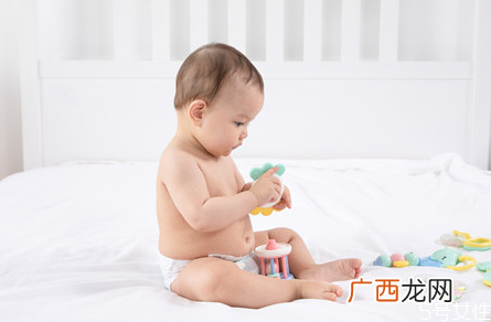 宝宝不吃奶要饿他吗宝宝抗拒奶粉怎么办