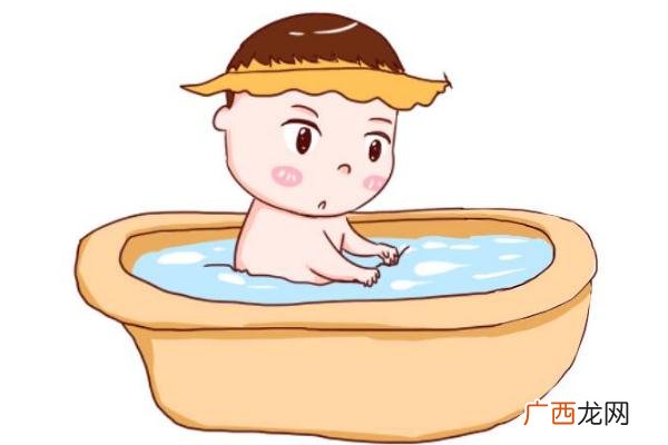 婴儿湿疹能洗脸吗婴儿湿疹能用盐水洗吗