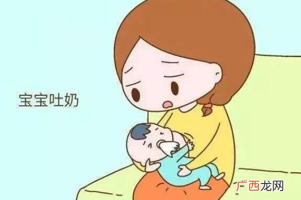 婴儿吐奶有点粘稠怎么回事婴儿吐奶会引起肺炎吗