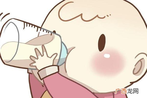 婴儿吐奶有点粘稠怎么回事婴儿吐奶会引起肺炎吗