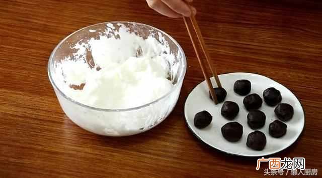 剩下的蛋清能做什么甜点（只用蛋清，教你2步自