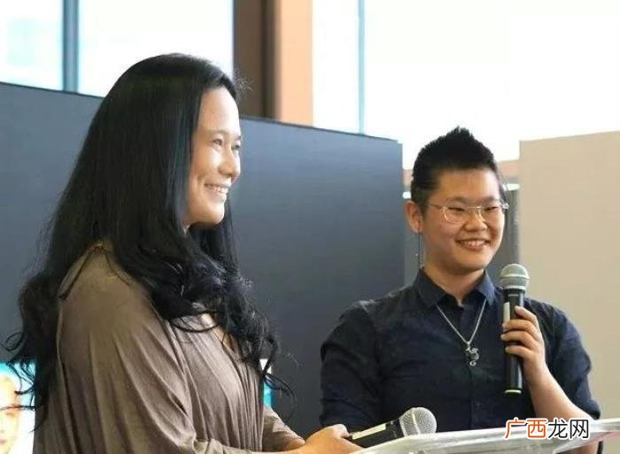 毕福剑与前妻及女儿同场亮相 毕福剑老婆是谁