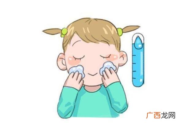 婴儿湿疹要不要涂面霜湿疹的治疗方法