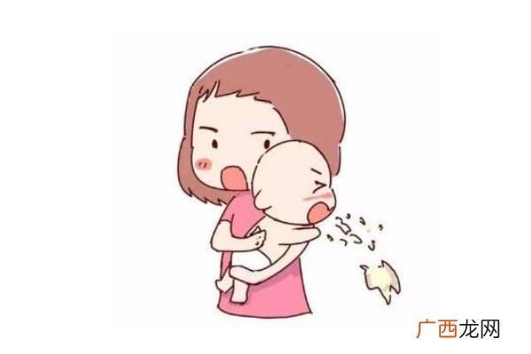 婴儿吐奶是什么原因引起的婴儿吐奶严重往外喷奶