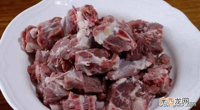 冬天羊肉最简单的做法 羊肉怎么做好吃