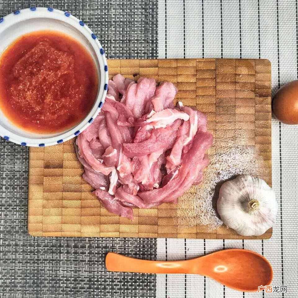 白芝麻怎么吃（生的白芝麻怎么最好吃，可以做