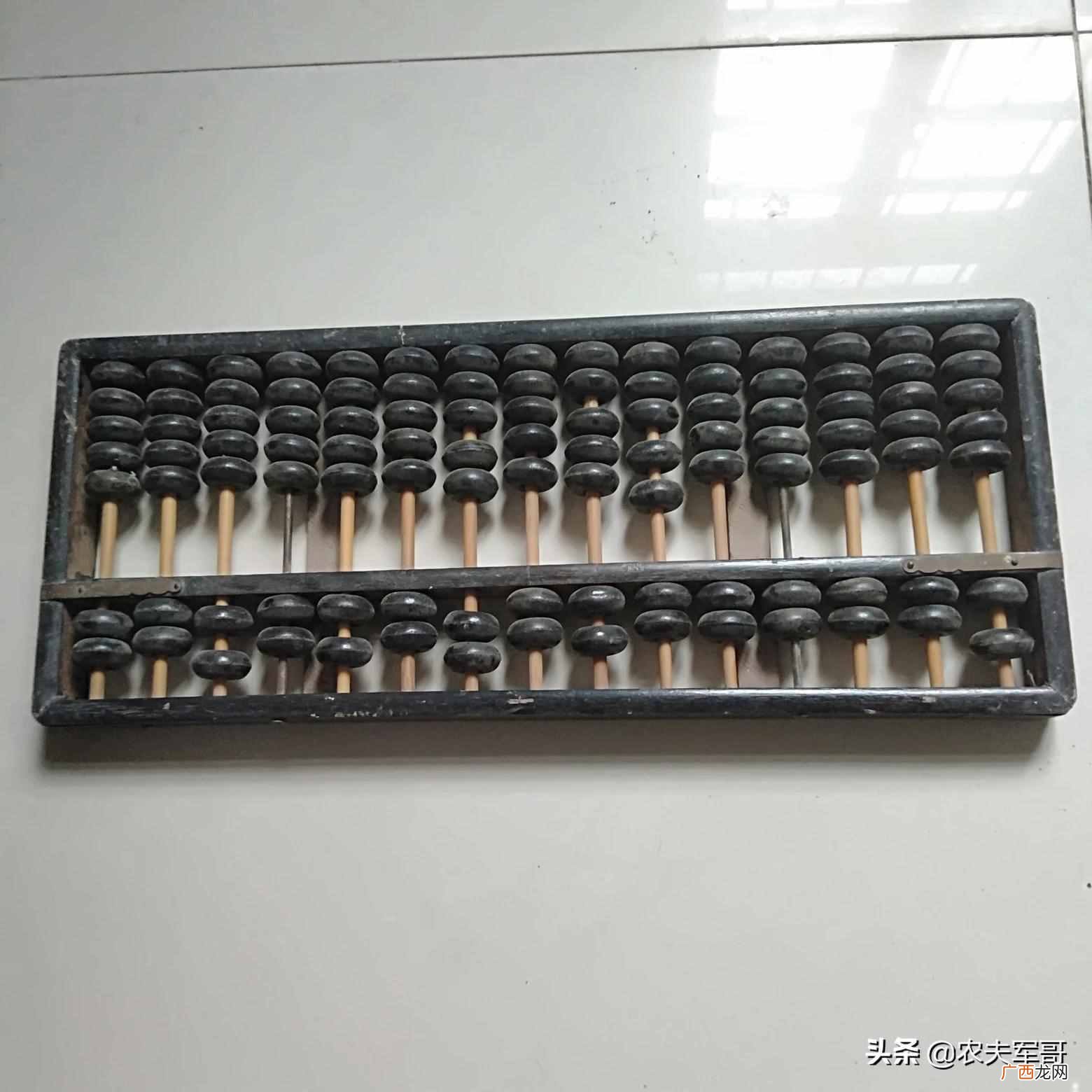 小学生用的算盘哪种比较好 算盘怎么用 小学
