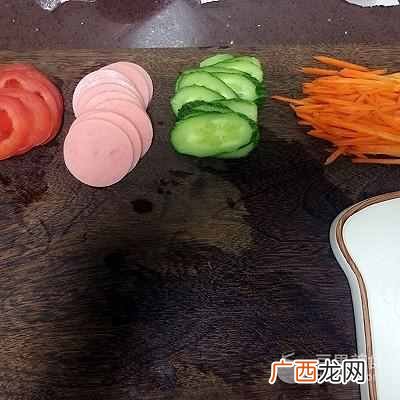 没有烤箱如何做三明治 三明治怎么做