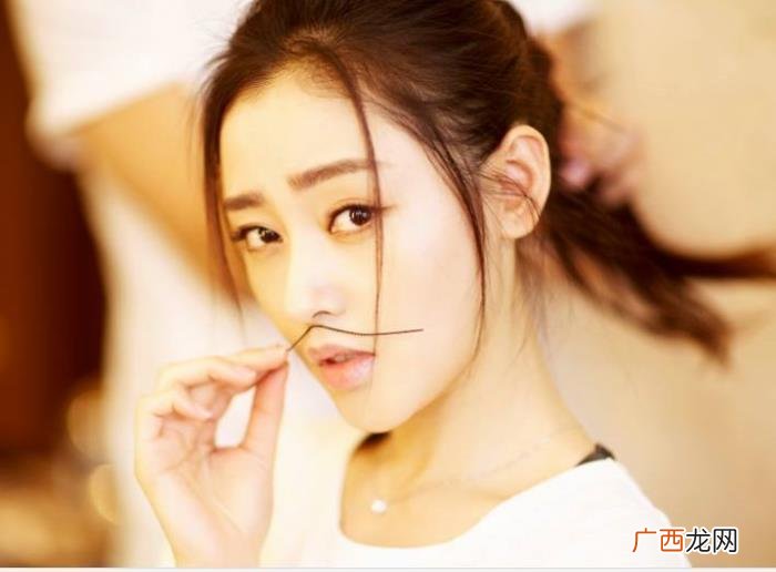 十二星座谁越长越丑,越长越丑的三大星座女