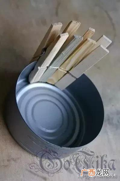 在家里各种地方做,家庭做手工