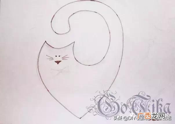 在家里各种地方做,家庭做手工