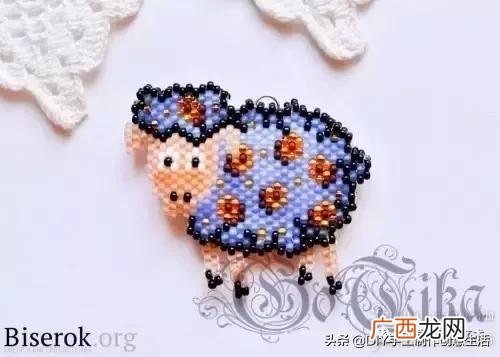 在家里各种地方做,家庭做手工