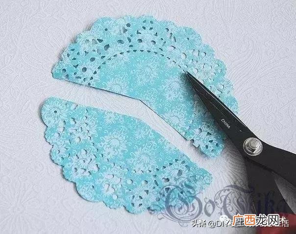 在家里各种地方做,家庭做手工