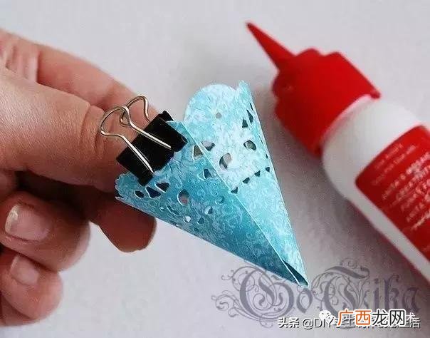 在家里各种地方做,家庭做手工
