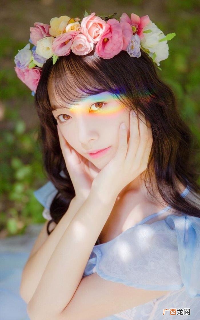 水瓶男喜欢的女生长相，水瓶座男生迷恋女生身材胜过脸蛋