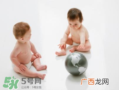 夏天宝宝出生该准备什么？夏季待产包的特点